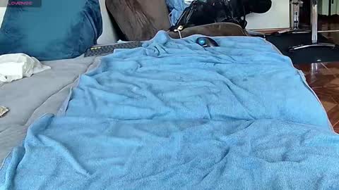 Probardetodo independent model online show from January 17, 5:11 pm