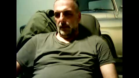 ----- online show from February 23, 9:06 pm