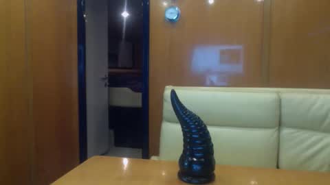 LG online show from April 18, 4:14 am