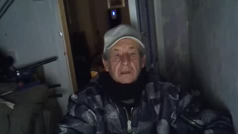 projectorepson online show from December 4, 8:08 pm