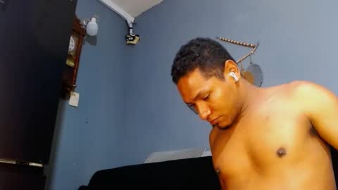 Grande y Gruesa online show from February 10, 2:59 pm