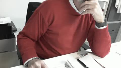 mature hairy guy online show from March 8, 3:45 pm