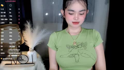 prtty abby03 on ig follow me love online show from December 17, 4:52 am