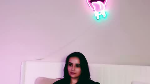 Prue online show from March 8, 6:06 am