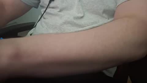 pryli27 online show from March 15, 12:37 am