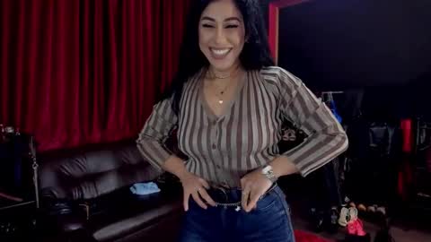 MissPuffyLove online show from January 15, 9:34 pm