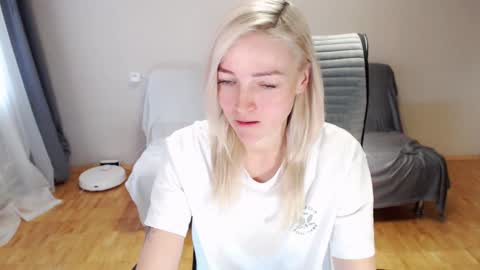 Polly online show from February 24, 6:38 am