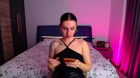 Julia online show from April 3, 4:47 pm