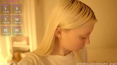 Snapshot of pureangeldolores chatting on January 11, 2:36 pm i dont do shows for free. watching here silently and waiting for me to start showing you something for free is useless online show from January 11, 2:36 pm