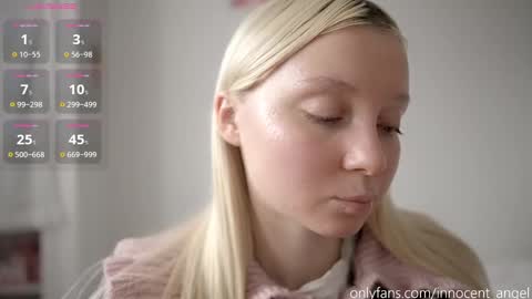 Snapshot of pureangeldolores chatting on January 3, 11:14 am i dont do shows for free. watching here silently and waiting for me to start showing you something for free is useless online show from January 3, 11:14 am