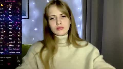 Alicia online show from December 12, 12:38 am