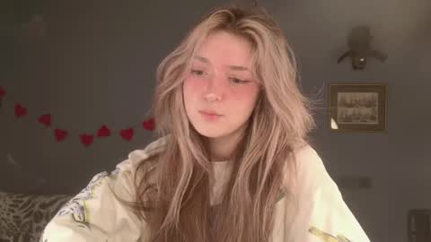 Bella online show from April 1, 5:52 am