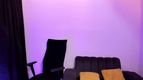 MEGANNNN online show from March 14, 6:23 pm