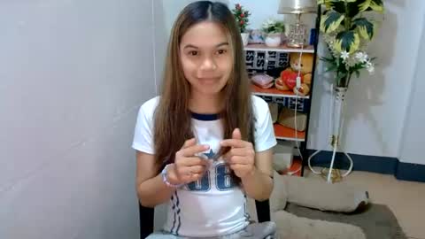 jessy online show from July 9, 3:27 pm