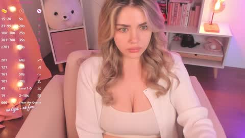 Snapshot of pussy_kattt chatting on January 28, 11:06 am kat follow  online show from January 28, 11:06 am