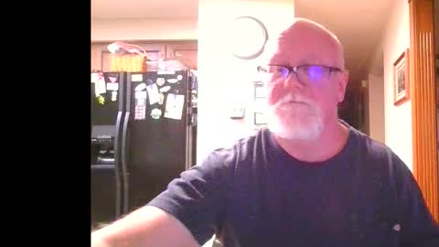 Snapshot of pussylover1365 chatting on October 22, 9:38 pm pussylover1365 online show from October 22, 9:38 pm