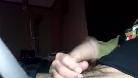 Snapshot of pussyluver420kik909587 chatting on October 27, 8:36 am Pussyluver420 online show from October 27, 8:36 am