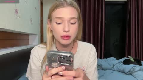 Lina online show from April 13, 12:53 pm