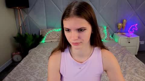 Ellie online show from October 14, 9:01 am