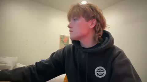 Snapshot of pychoddelic chatting on November 2, 12:10 am Pych Oddelic online show from November 2, 12:10 am