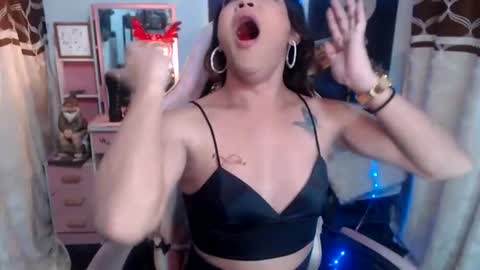 Queen Agatha online show from October 9, 5:51 pm