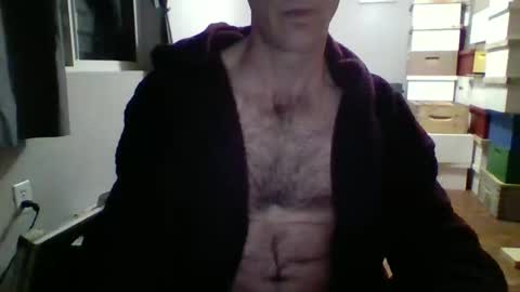 q2phq2ph online show from April 18, 6:15 am