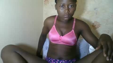 queen315810 online show from March 13, 9:34 am