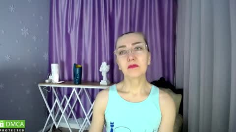 Snapshot of queen_a_n_i chatting on February 2, 1:19 pm A N I  Ill be here on December 1st online show from February 2, 1:19 pm