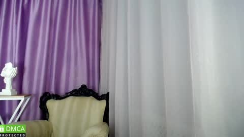 Snapshot of queen_a_n_i chatting on January 27, 11:00 am A N I  Ill be here on December 1st online show from January 27, 11:00 am