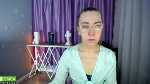 Snapshot of queen_a_n_i chatting on January 29, 7:46 am A N I  Ill be here on December 1st online show from January 29, 7:46 am