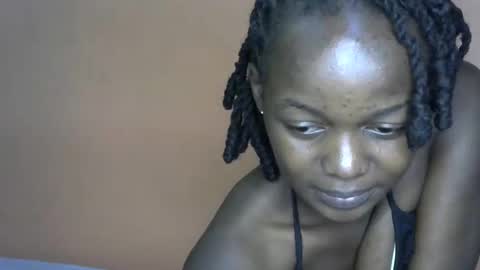 queen_banice online show from February 9, 3:37 pm