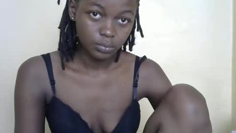 queen_banice online show from November 24, 7:18 am