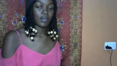 queen_banice online show from September 30, 7:13 pm