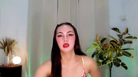 queen_danaya online show from April 6, 4:46 am