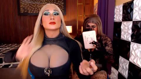 queen_horsecock online show from May 8, 8:09 am