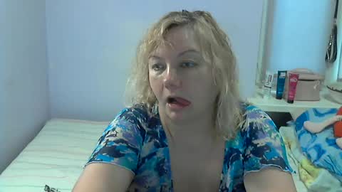 queen_jane8 online show from June 23, 10:55 am
