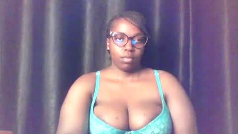 QUEEN online show from June 5, 6:52 am