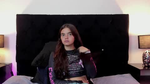 queen_misy online show from April 15, 9:04 pm