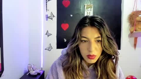 queen_natttyy online show from February 18, 1:00 pm