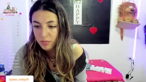 queen_natttyy online show from January 10, 8:07 am