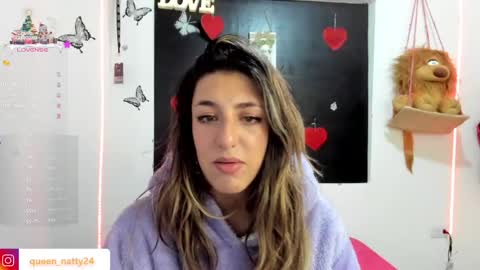 queen_natttyy online show from January 8, 6:31 am