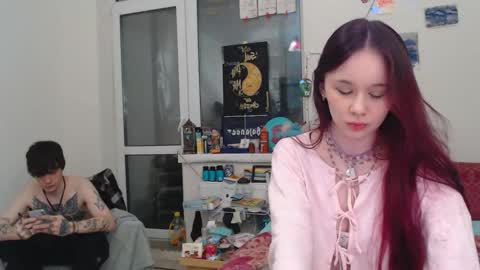 queen_x_joker online show from January 7, 2:00 pm