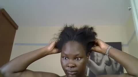 queenbeka online show from February 23, 5:09 am