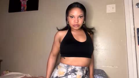 queencreolexo online show from December 17, 2:07 am