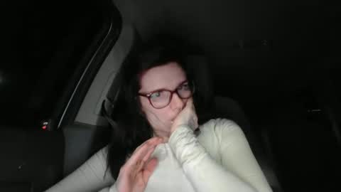 queenjmmannen18 online show from January 5, 8:22 am