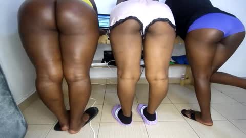 Nina online show from February 20, 6:26 am