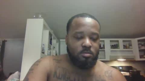 Queen N King Fun Night online show from December 5, 6:26 am