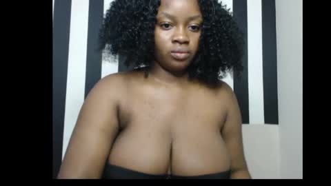 Zoey online show from November 4, 8:48 am