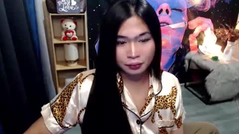 Mikka online show from November 20, 8:06 pm