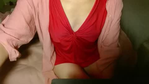 Snapshot of queenoftenderness chatting on September 27, 6:49 pm queenoftenderness online show from September 27, 6:49 pm